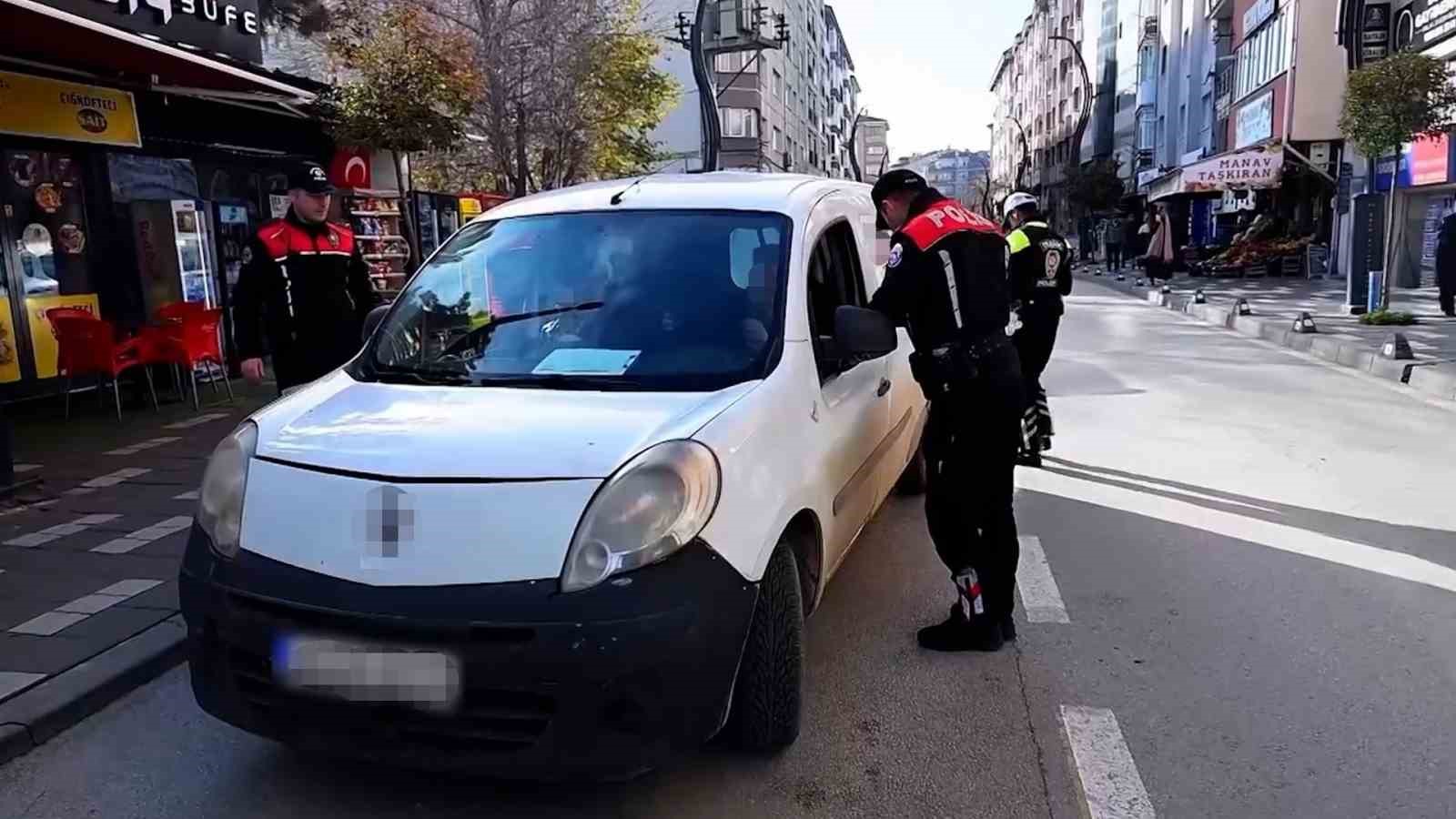 Bolu’da emniyet ve jandarmadan suçlulara geçit yok
