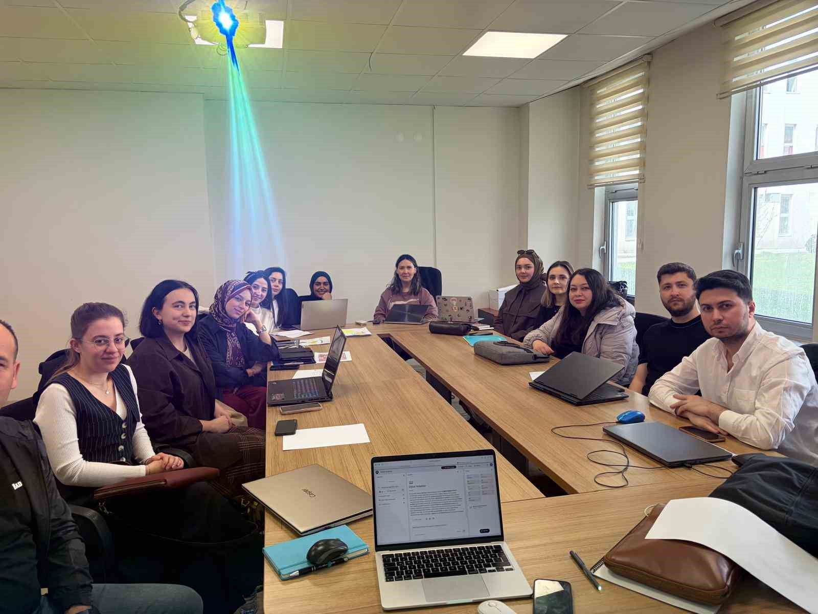 Bolu’da geleceğin iletişimcileri kendi hikayelerini dijitale taşıdı
