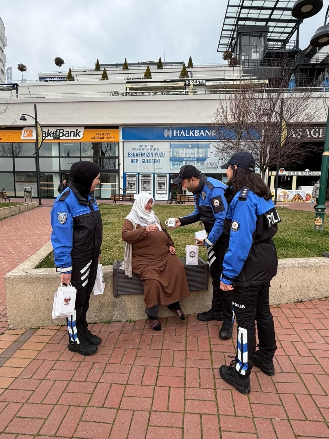 Bolu’da kadınlara 8 Mart sürprizi
