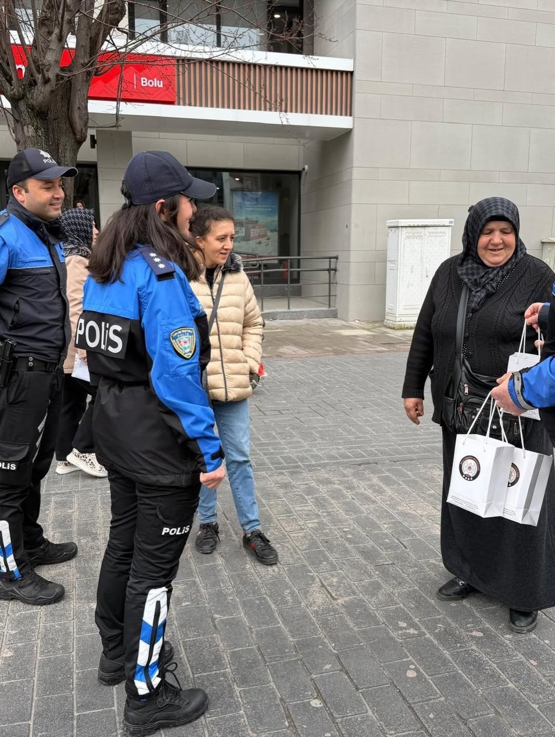 Bolu’da kadınlara 8 Mart sürprizi

