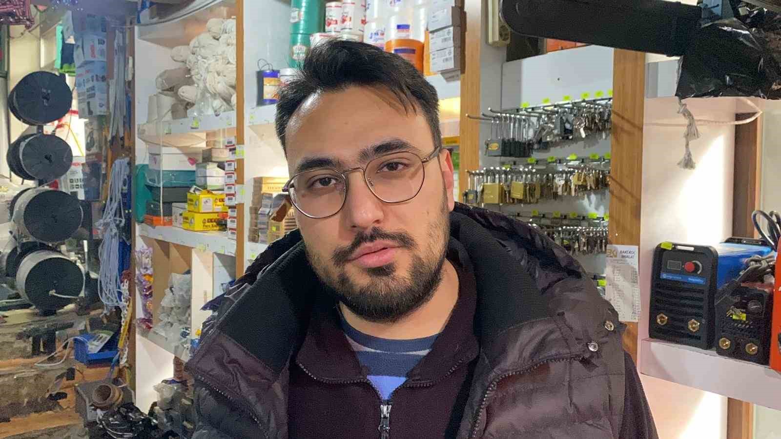 Bolu’da kar kürekleri ’yok’ sattı
Bolu’da kar kürekleri ’yok’ sattı