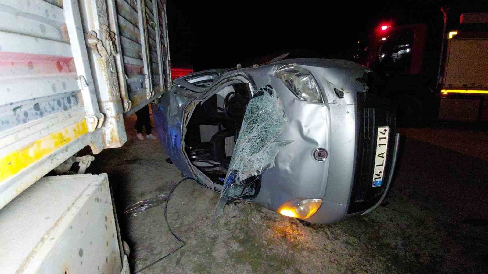 Bolu’da kazada ortalık savaş alanına döndü: 4 yaralı
