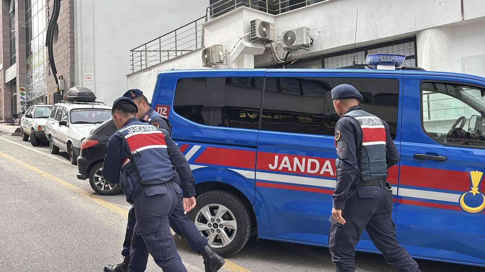 Bolu’da kooperatif ve meslek odasına ’rüşvet’ operasyonu
