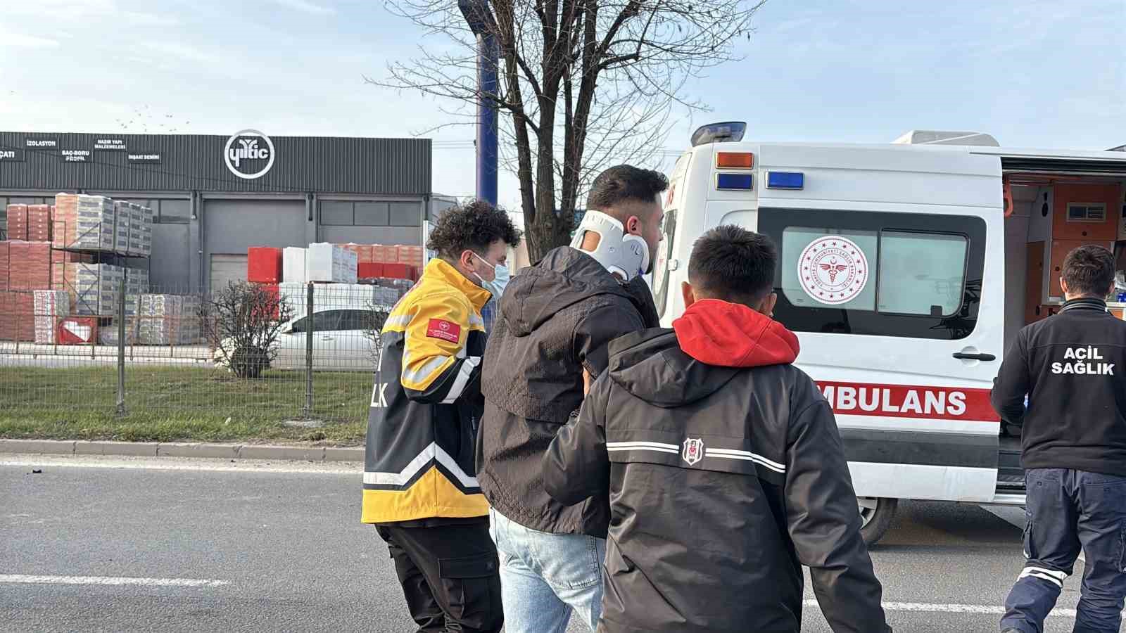 Bolu’da lüks otomobil ile cip çarpıştı: 4 yaralı
