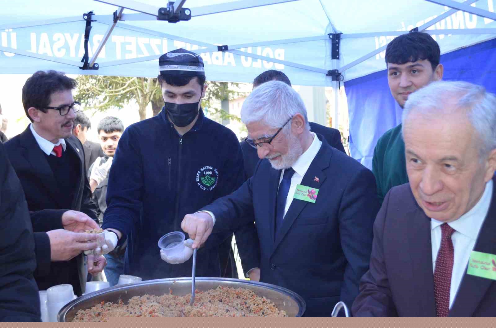 Bolu’da nevruz coşkusu: Ateş yakıldı, demir dövüldü
