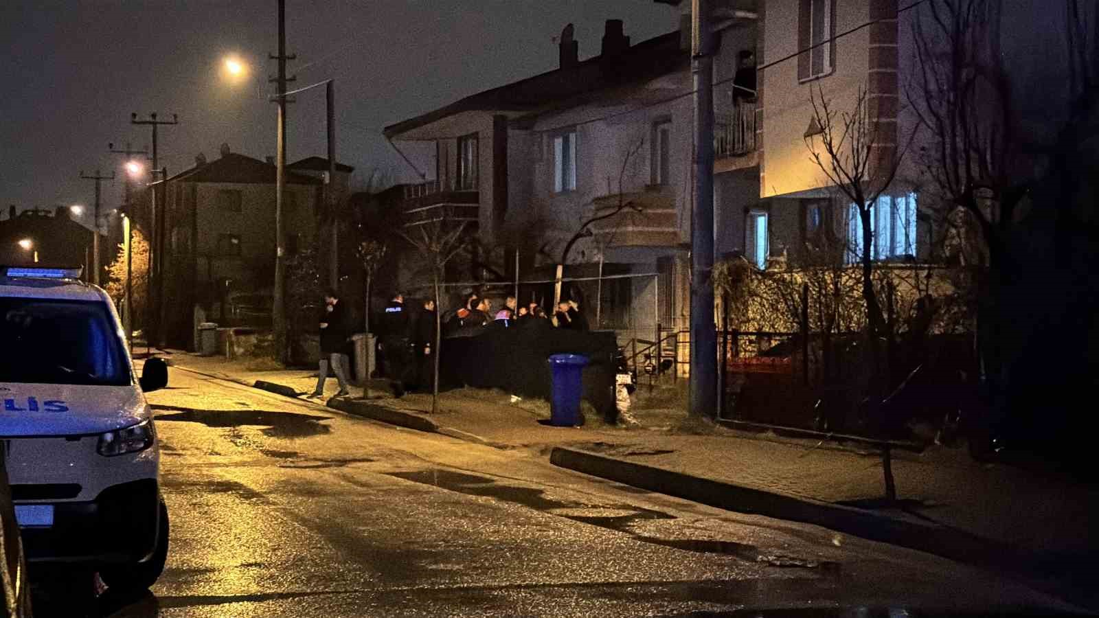 Bolu’da "Şikayetçi olmayalım" buluşması, silahlı kavgaya dönüştü
Bolu’da "Şikayetçi olmayalım" buluşması, silahlı kavgaya dönüştü