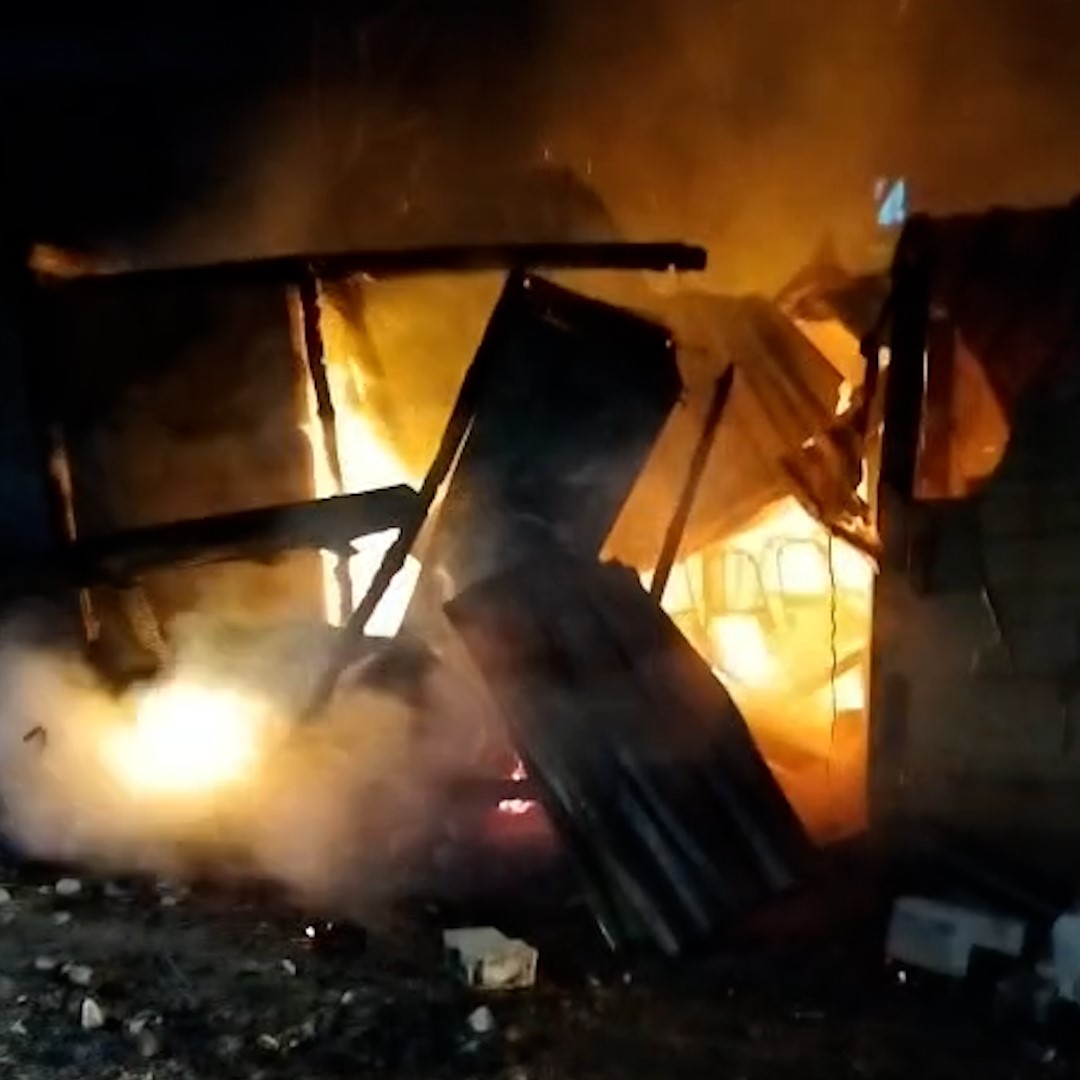 Bolu’da tek katlı ev küle döndü
