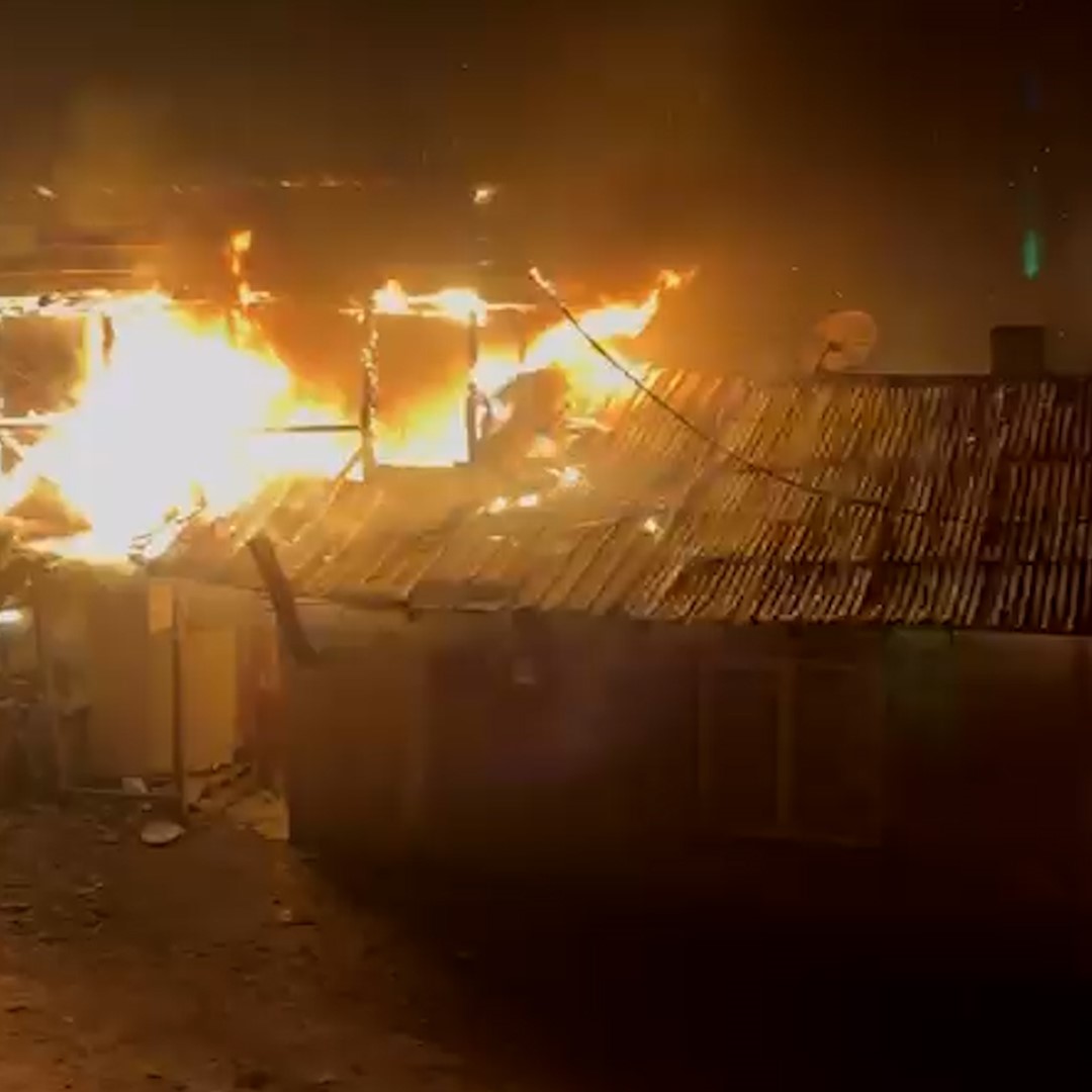 Bolu’da tek katlı ev küle döndü
