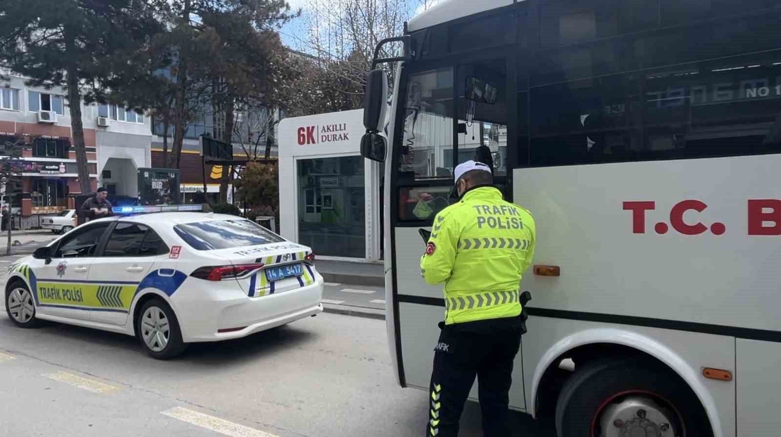 Bolu’da trafik polisleri denetimleri sıkılaştırdı
