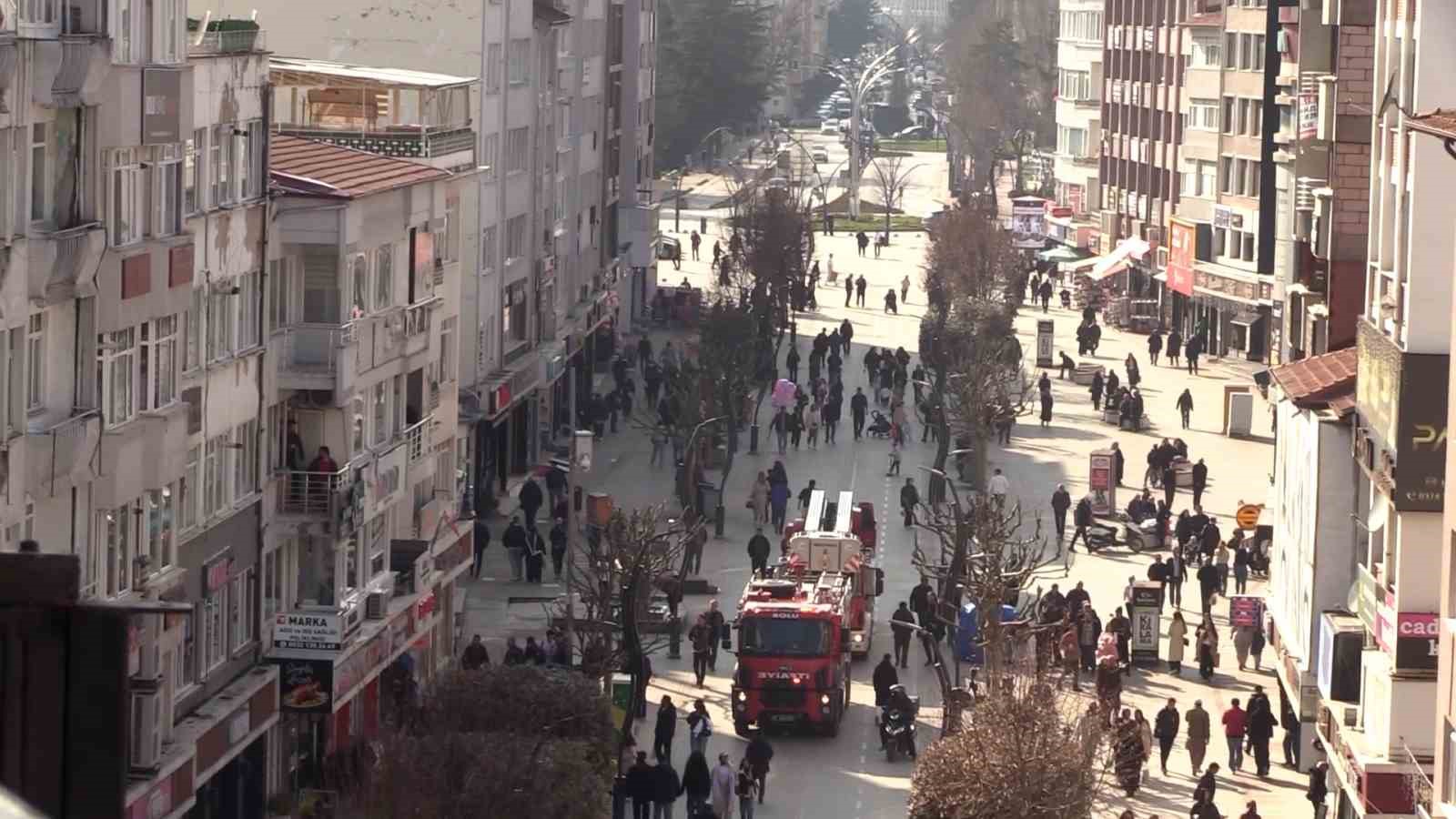 Bolu’da yanık kokusu itfaiye ekiplerini harekete geçirdi
