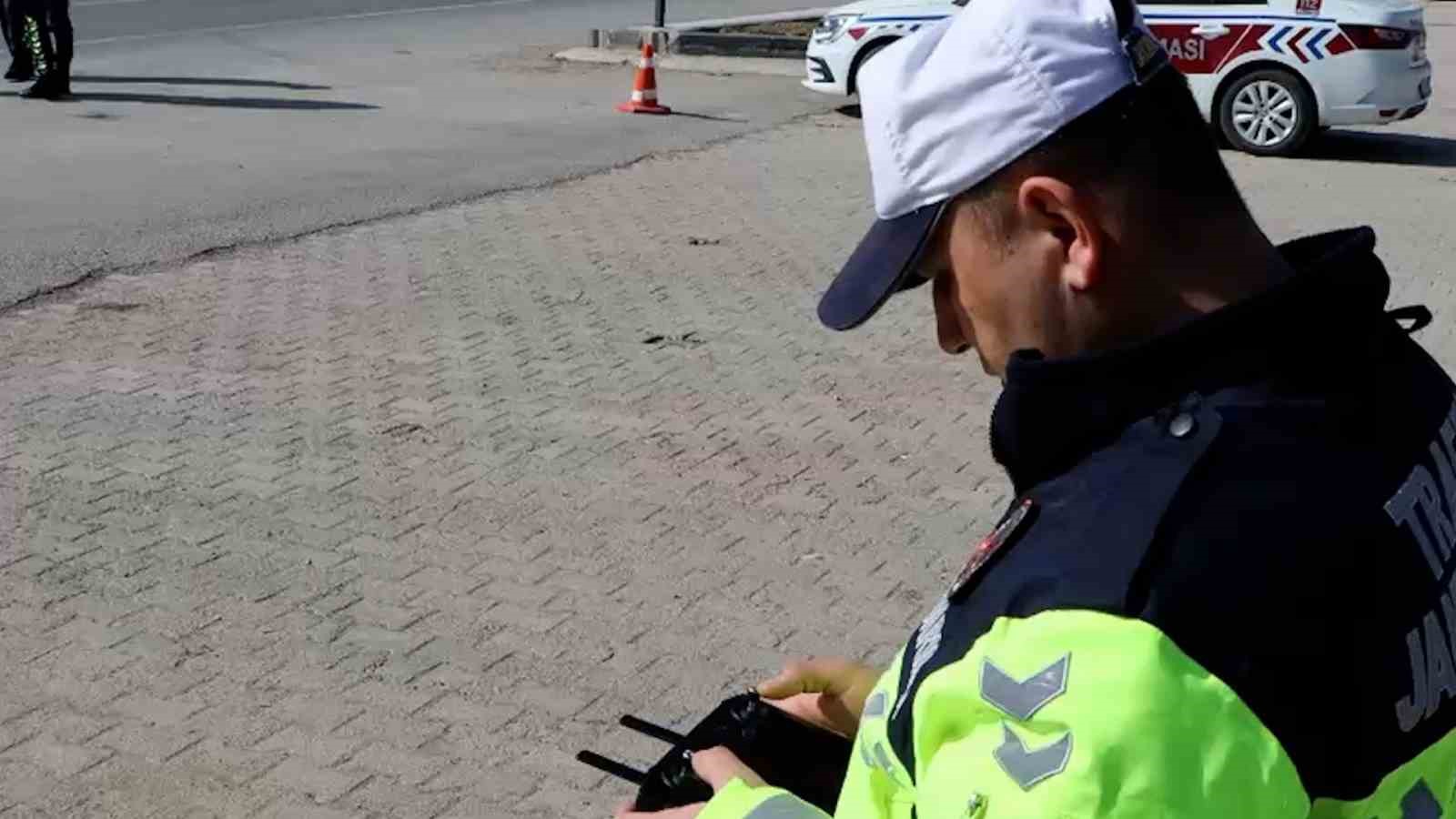 Bolu’da yolcu otobüslerine sivil jandarma denetimi
