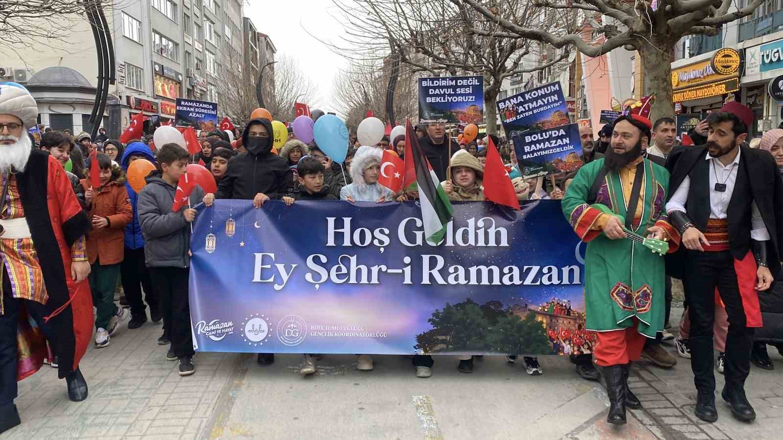 Bolu’da yüzlerce kişi ‘Ramazan Alayı’ yürüyüşünde buluştu
