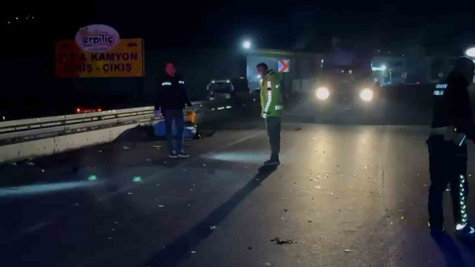 Bolu’daki kazada hayatını kaybeden kadının kimliği belli oldu
Bolu’daki kazada hayatını kaybeden kadının kimliği belli oldu