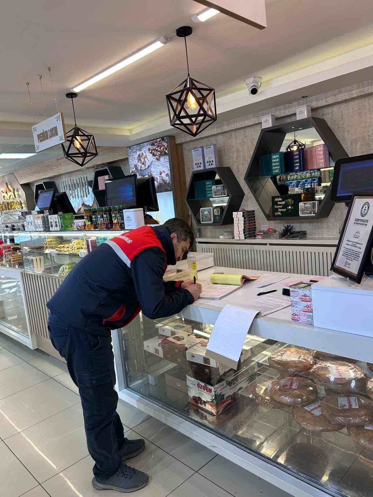 Bolvadin ve Dazkırı’da gıda işletmelerine yönelik denetim
