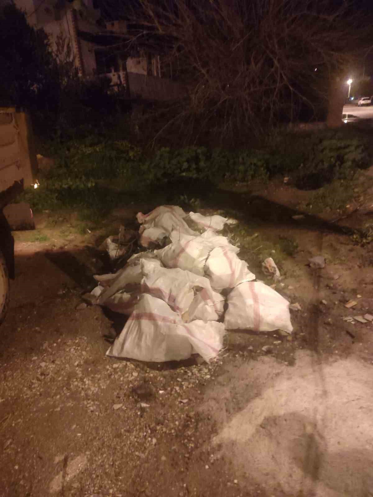 Boş araziye moloz döktü, 50 bin TL ceza yedi
