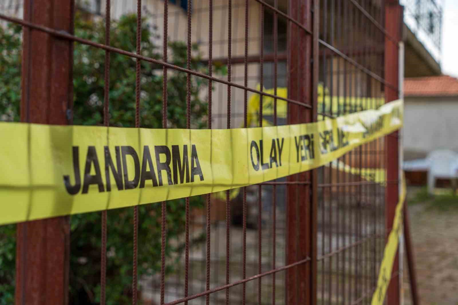 Boşanma aşamasındaki eş dehşeti: 4 kişiyi katletti
Boşanma aşamasındaki eş dehşeti: 4 kişiyi katletti