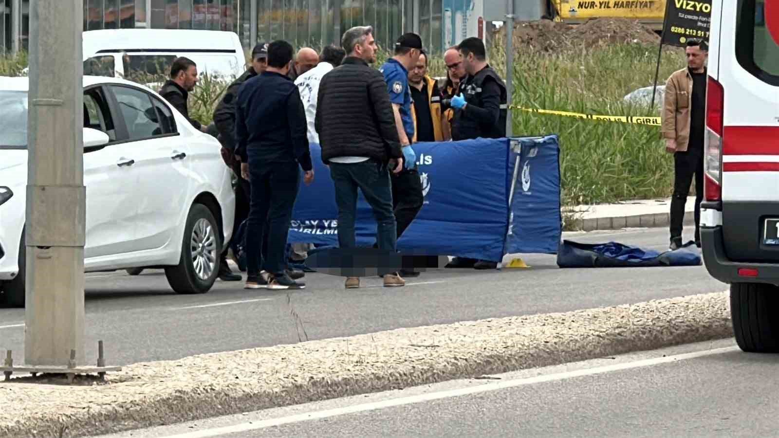Boşanma aşamasındaki eşini sokak ortasında öldüren zanlı ağırlaştırılmış müebbet cezası verildi
