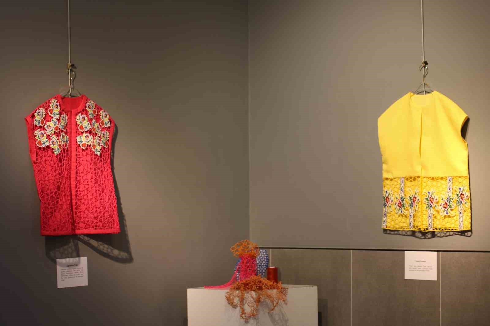 Boşluğun Hafızası Sergisi sanatseverlerle buluştu
Boşluğun Hafızası Sergisi sanatseverlerle buluştu