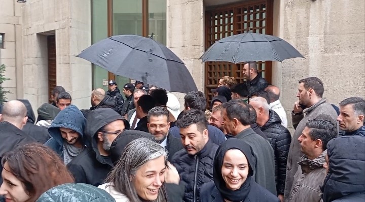 Bozbey soruşturmasında ilkt etapta 11 kişi serbest bırakıldı
Bozbey soruşturmasında ilkt etapta 11 kişi serbest bırakıldı