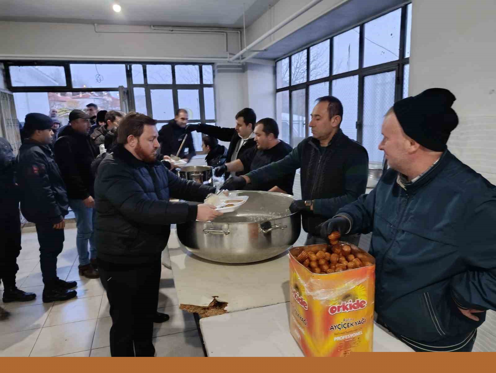 Bozcaarmut Köyü’nde gönülleri buluşturan iftar
