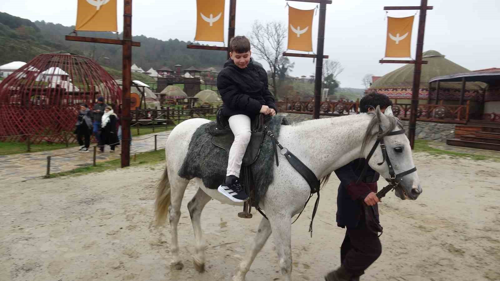 Bozdağ Film Platoları’nda bayram yoğunluğu
