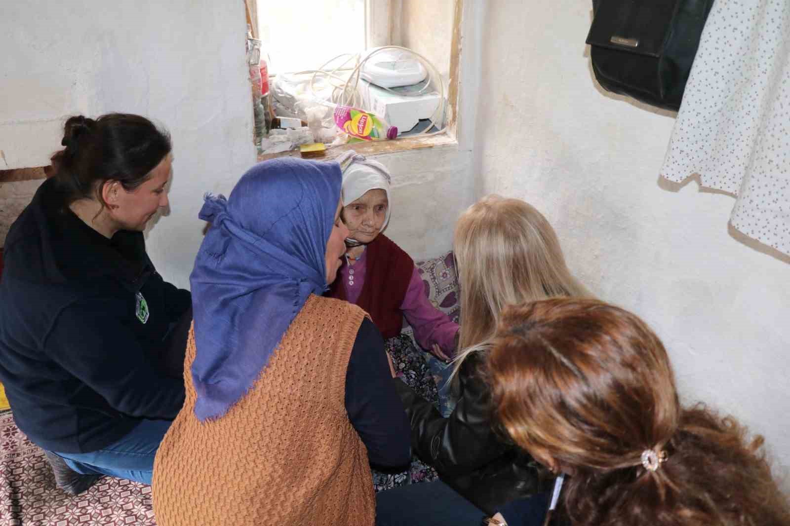 Bozdoğan Belediyesi, hasta ve bakıma muhtaç vatandaşları yalnız bırakmıyor
