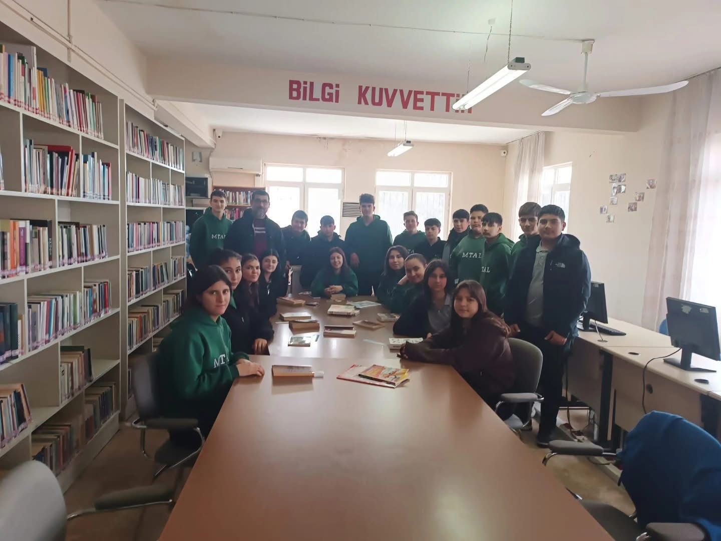 Bozdoğan’da öğrenciler kitapla buluştu
