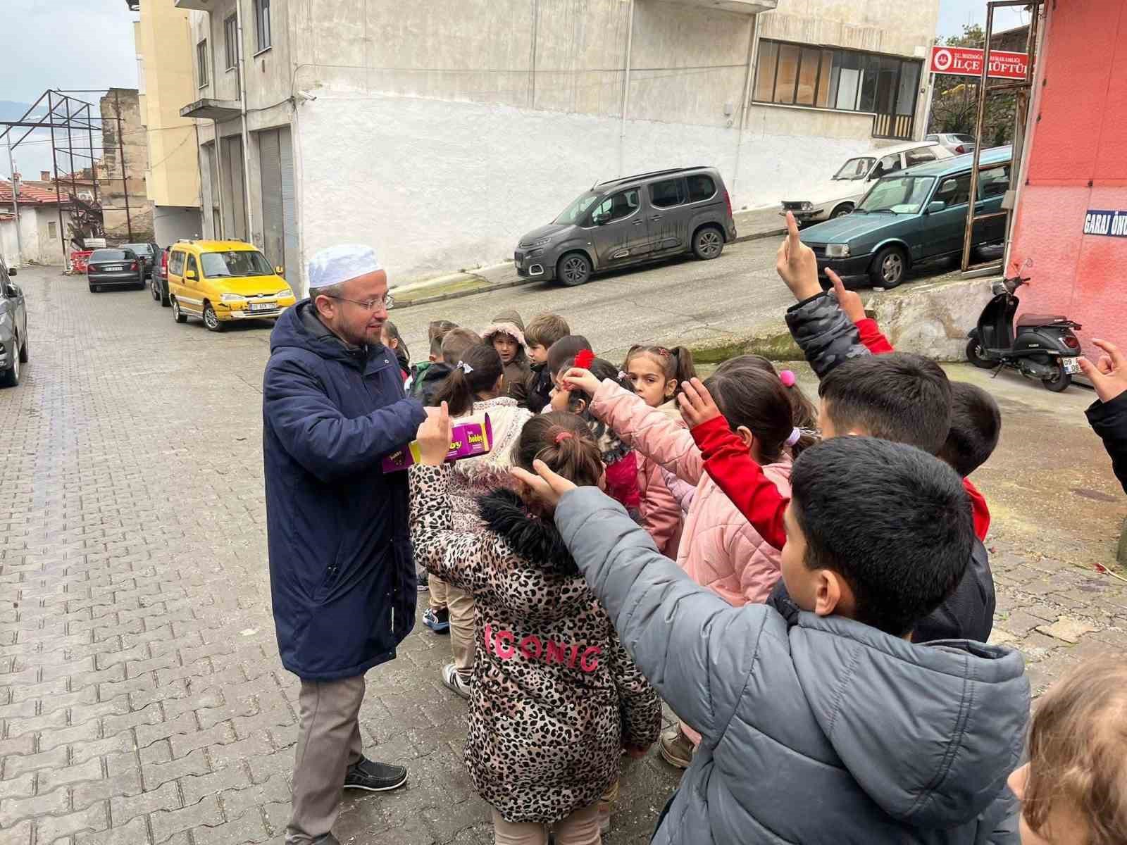 Bozdoğanlı miniklere Ramazan ayı anlatıldı
