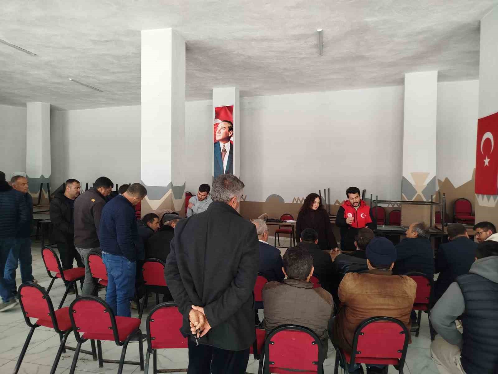 Bozköy’de bitki koruma ürünleri eğitimi düzenlendi
