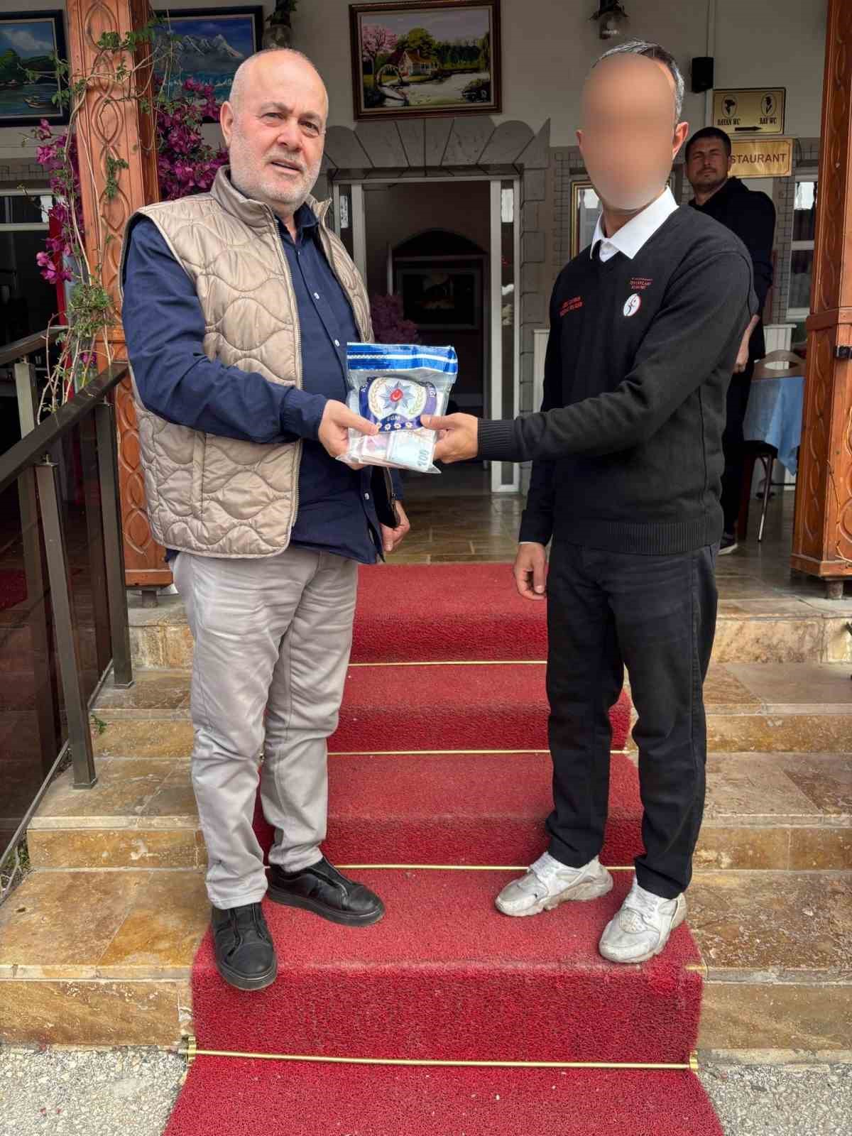 Bozüyük Açık Ceza Evi’ndeki hükümlüden örnek davranış
