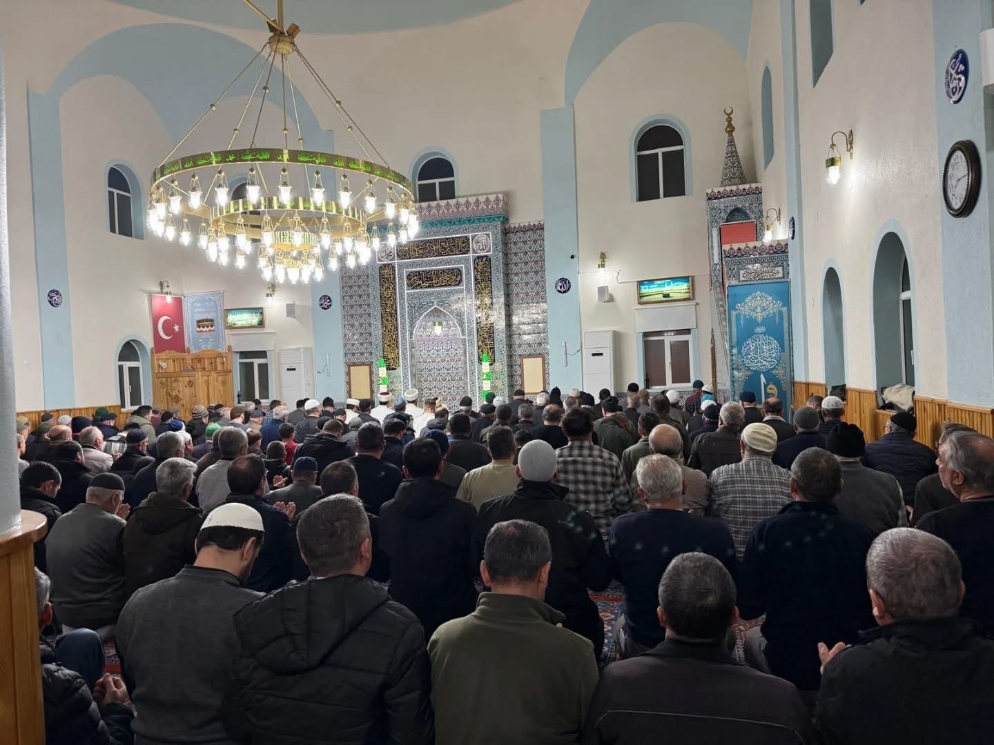 Bozüyük’te Enderun usulü teravih namazı kılınıyor
