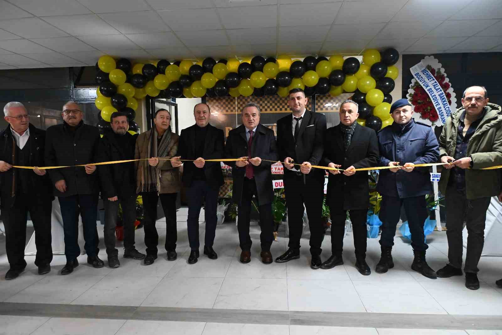 Bozüyük’te Taksiciler ve Taksi Dolmuşçuları Derneği Ofisi hizmete girdi
