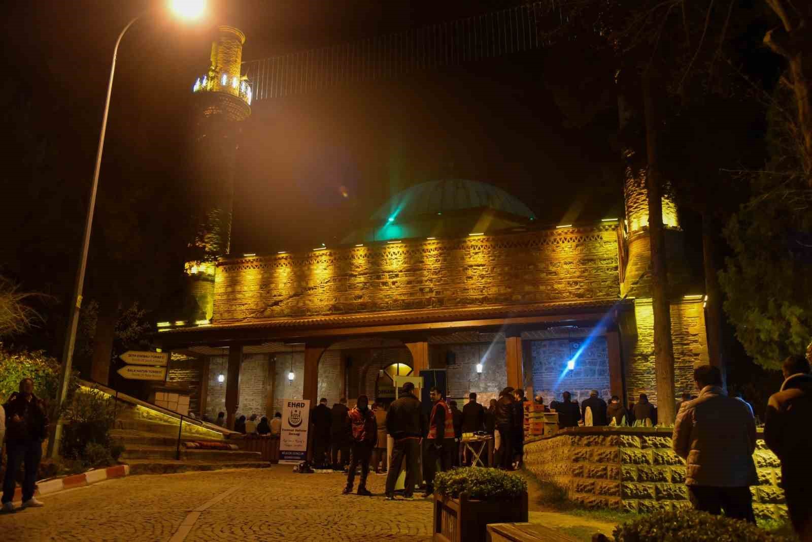 BŞEÜ’ de ‘1001 Hatim Duası’ Şeyh Edebali’nin 700’üncü vefat yılı anısına gerçekleştirildi
