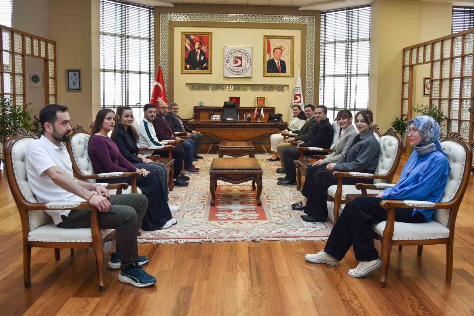 BŞEÜ’de 62. Kütüphane Haftası töreninde ödüller sahiplerini buldu
