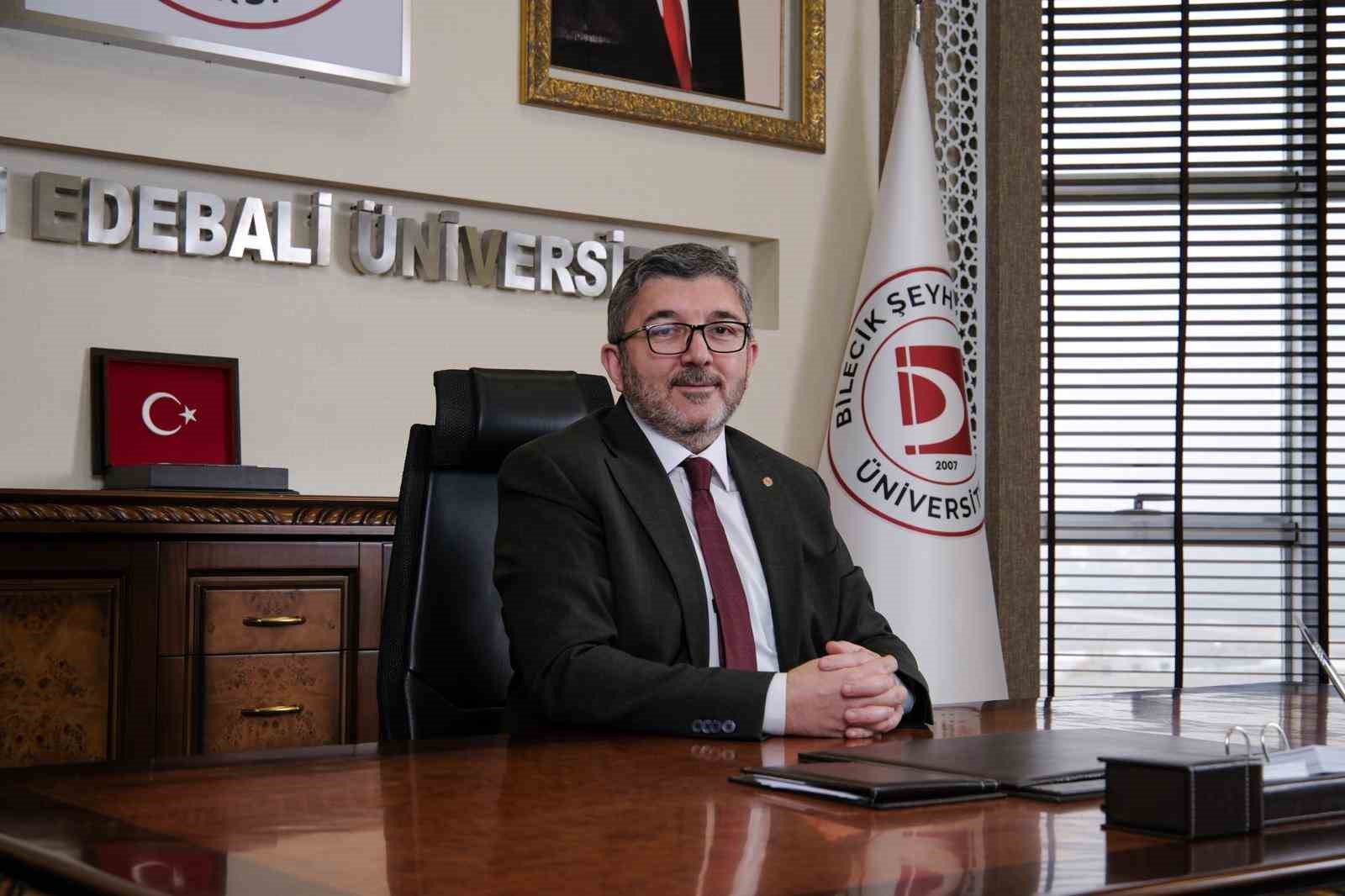 BŞEÜ’de çift diploma ara dönem başvuruları başladı
BŞEÜ’de çift diploma ara dönem başvuruları başladı
