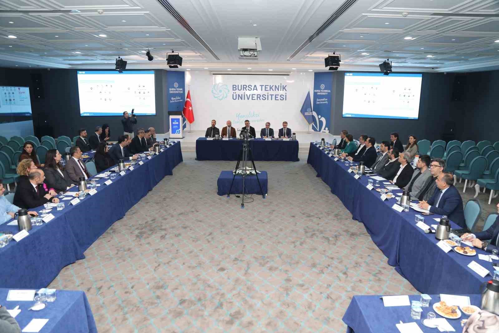BTÜ Danışma Kurulu Toplantısı’nda şehir ve üniversite iş birliği masaya yatırıldı
