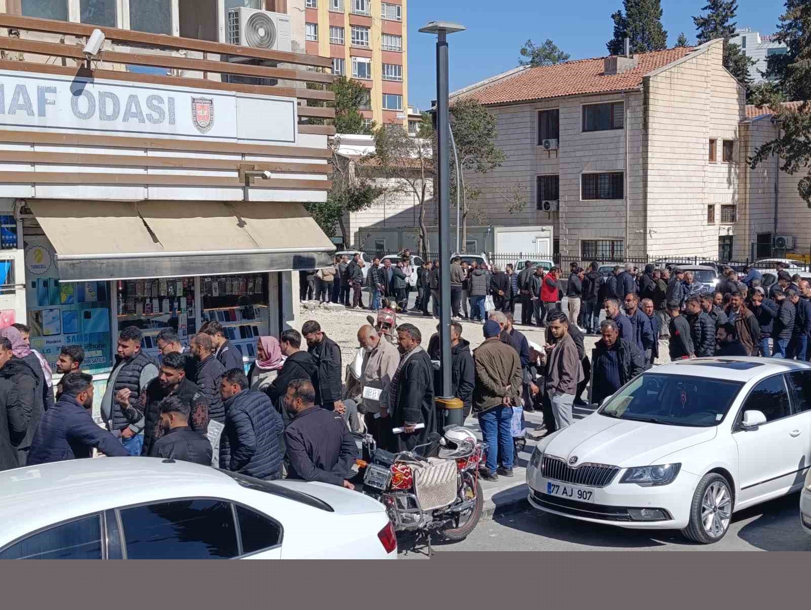 Bu da "APP" kuyruğu
Bu da "APP" kuyruğu