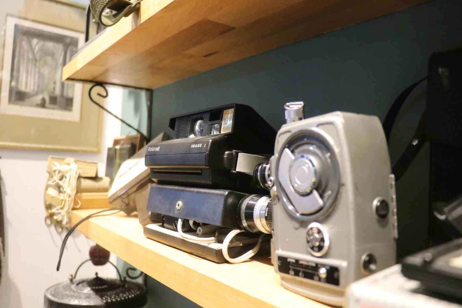 Bu kafenin kapısından giren geçmişe gidiyor
