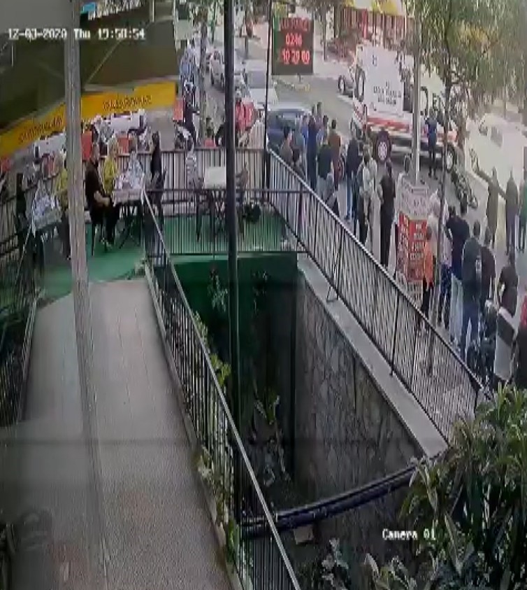 Bu kavşağa giren sürücüler kaza sonucu ya sanayiye ya da hastaneye gidiyor
