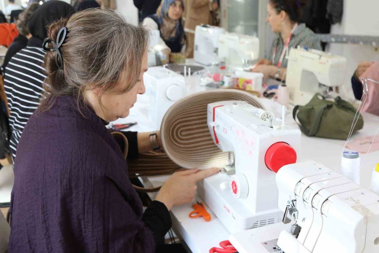 Bu merkez Atakumlu kadınların güçlenmesine öncülük ediyor

