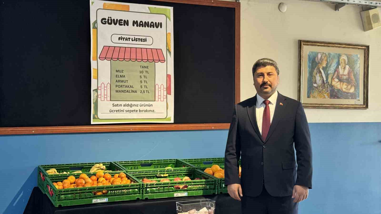 Bu okulda manav var, görevli yok
Bu okulda manav var, görevli yok