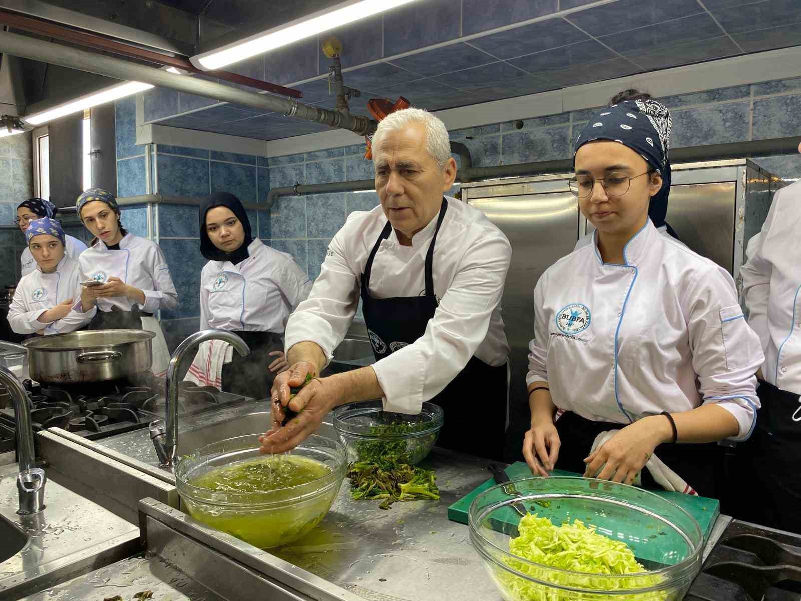 BUBFA’da geleceğin şefleri ile sürdürülebilir gastronomi atölyesi
BUBFA’da geleceğin şefleri ile sürdürülebilir gastronomi atölyesi