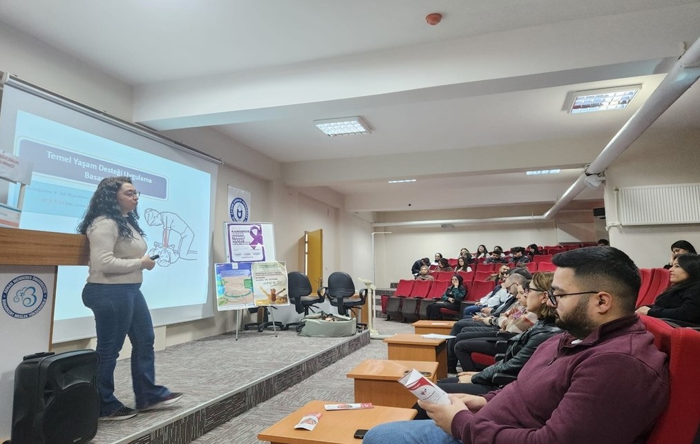 Buharkent’te ilk yardım ve sağlıklı yaşam eğitimleri verildi
