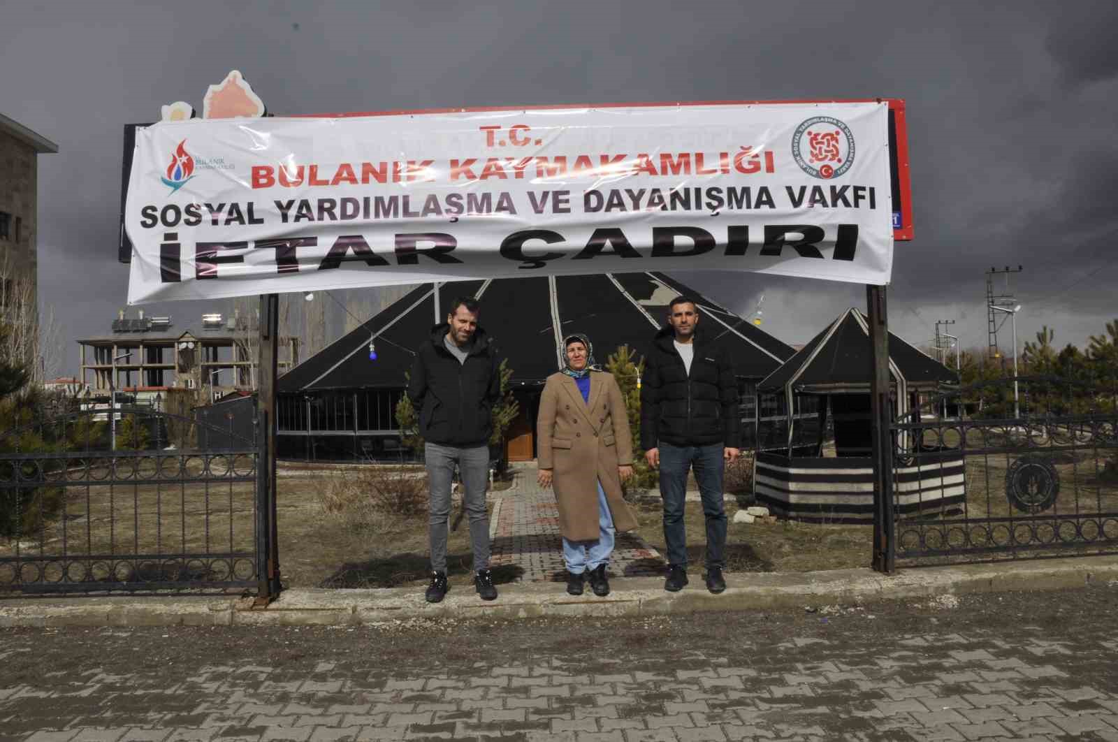 Bulanık’ta Ramazan bereketi: 650 kişiye her gün sıcak iftar
