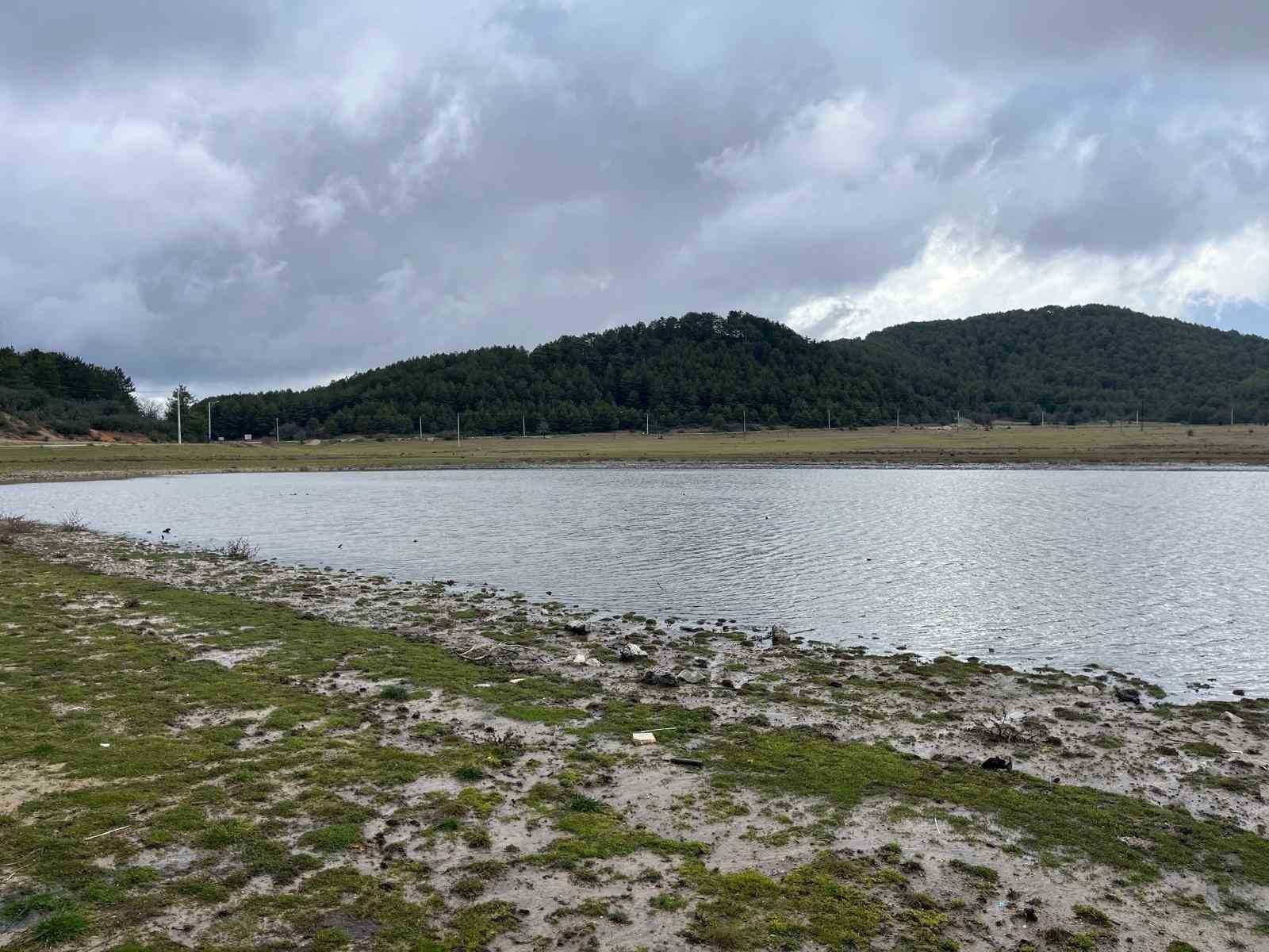 Buldan Yayla Gölünde sevindiren doluluk
