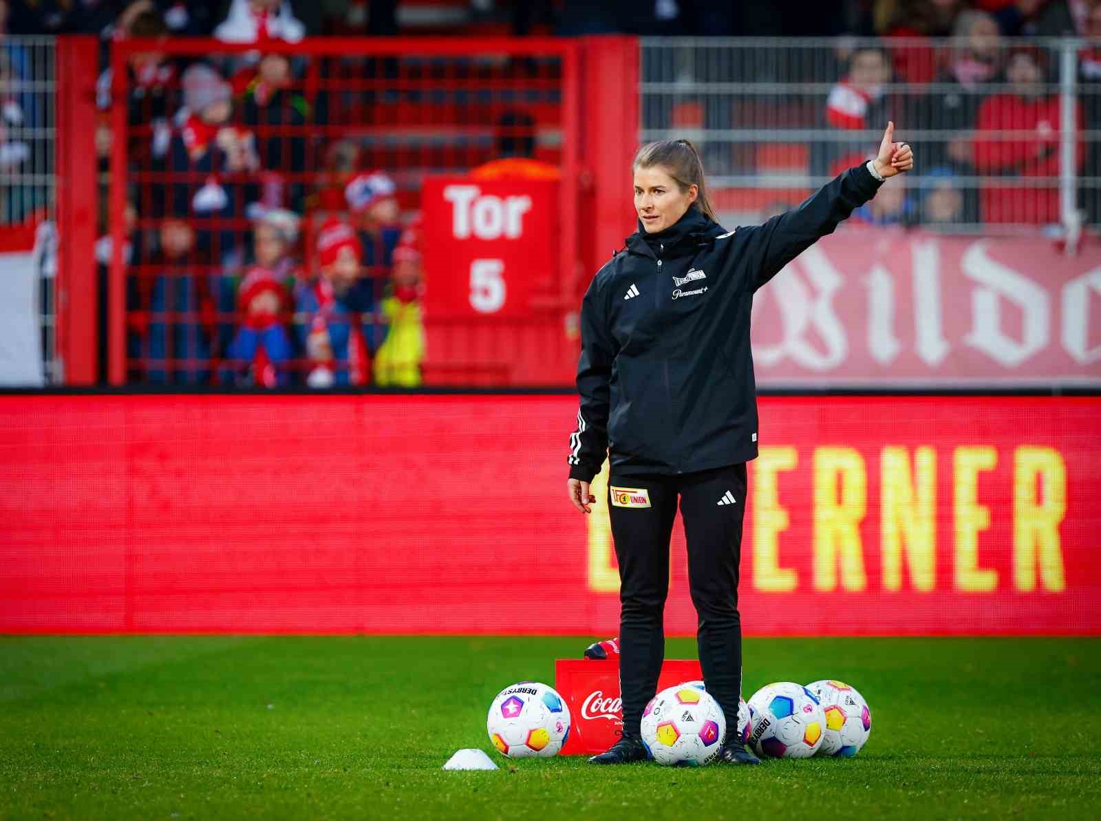 Bundesliga’nın ilk kadın teknik direktörü Marie-Louise Eta oldu
