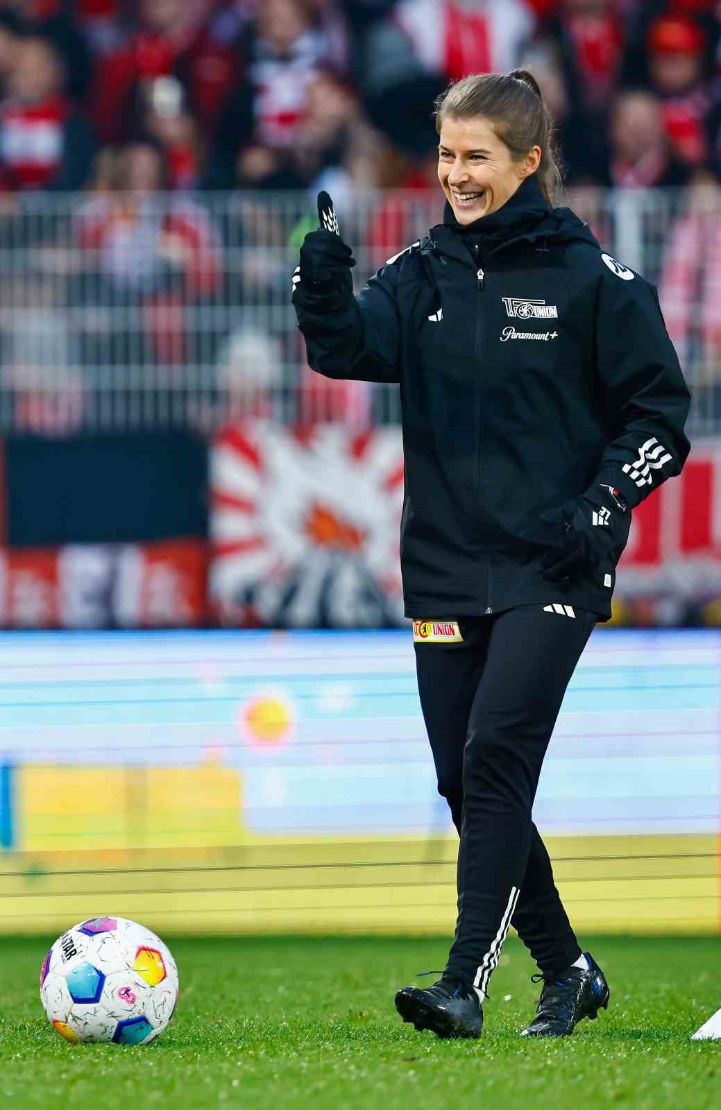 Bundesliga’nın ilk kadın teknik direktörü Marie-Louise Eta oldu
