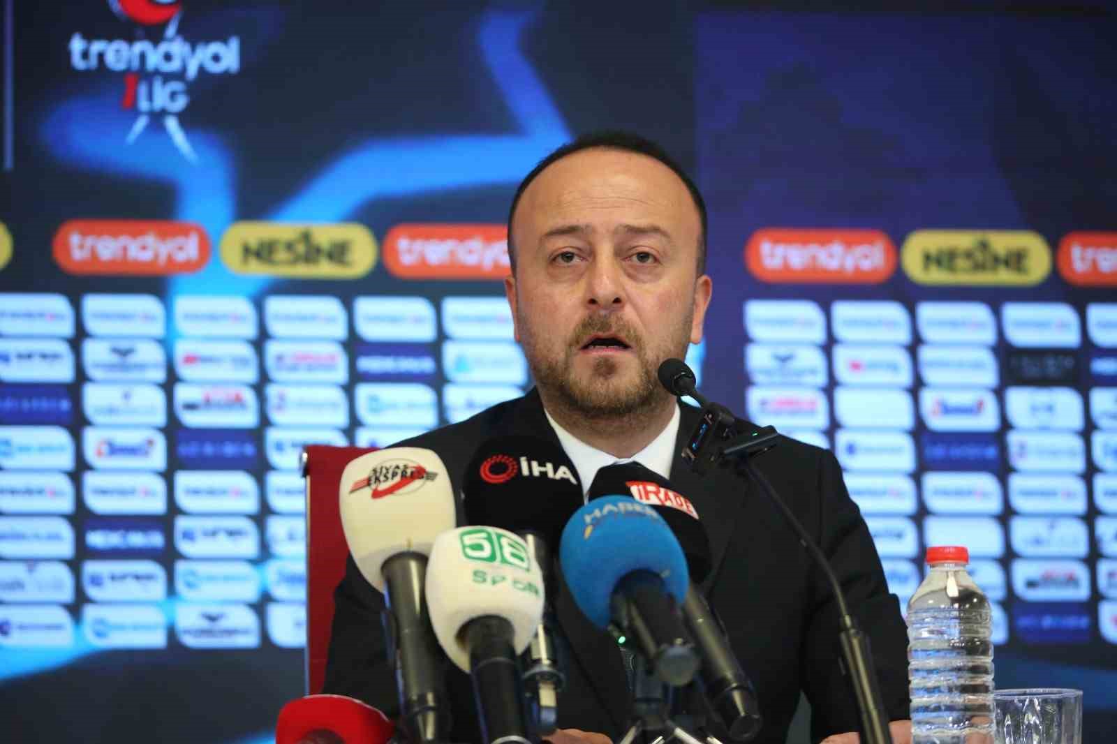 Burak Özçoban: "Kongrede aday değilim"
