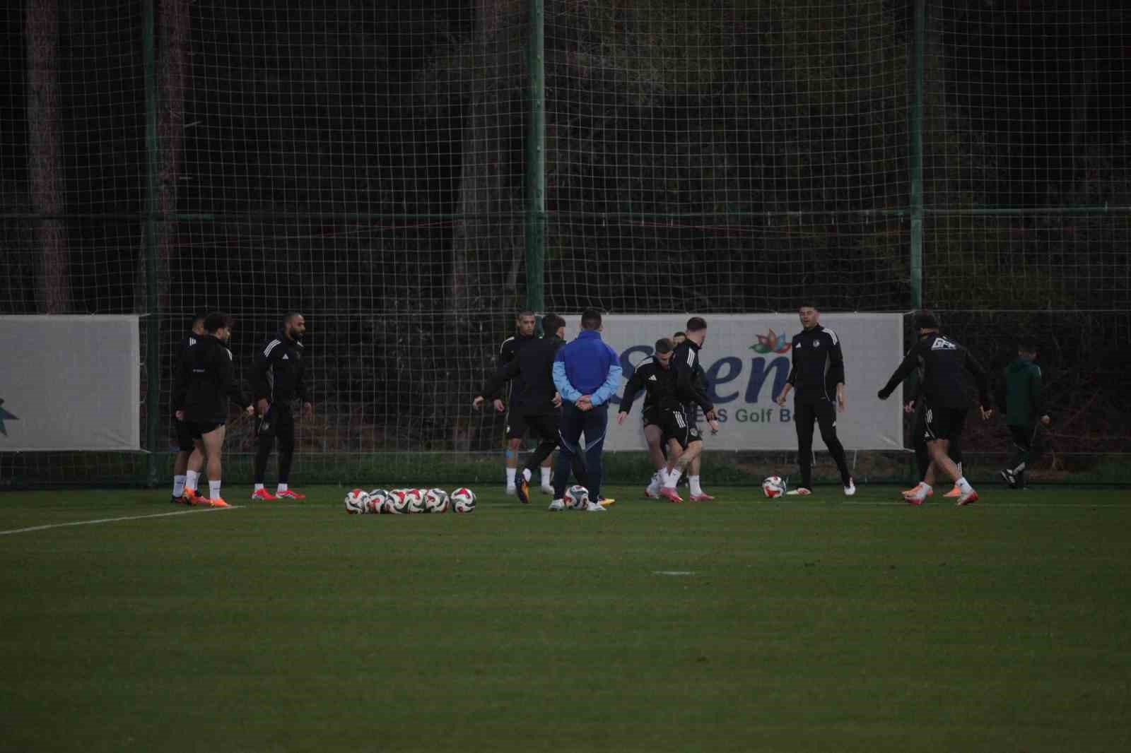 Burak Yılmaz: "Her maçı kazanmak istiyoruz"
