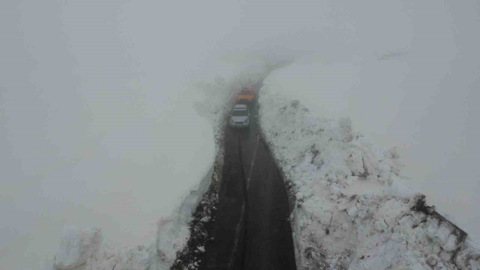 Burası ne Van ne Hakkari: Yaz şehri Mersin’de kar 2 metreyi aştı
